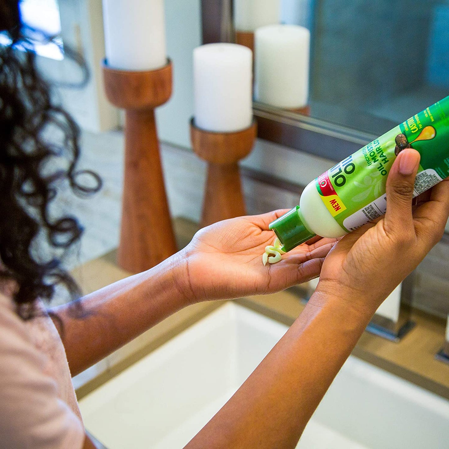 ORS OLIVE OIL MOISTURIZING HAIR LOTION - 8 OZ