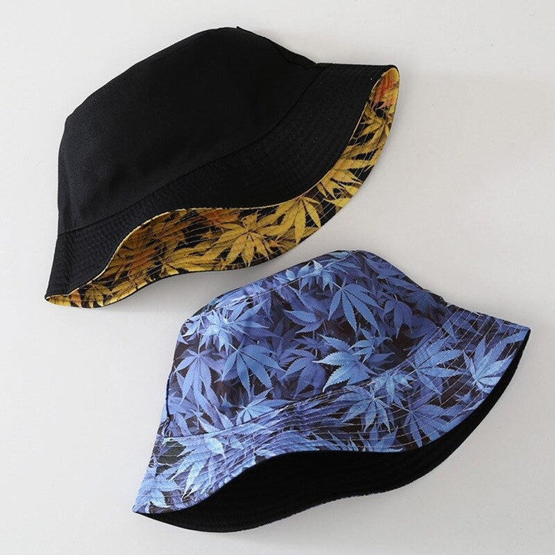 DOUBLE SIDED LEAVES PRINT BUCKET HAT