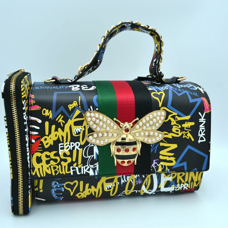 GRAFFITI LADY BEE HANDBAG W/WALLET