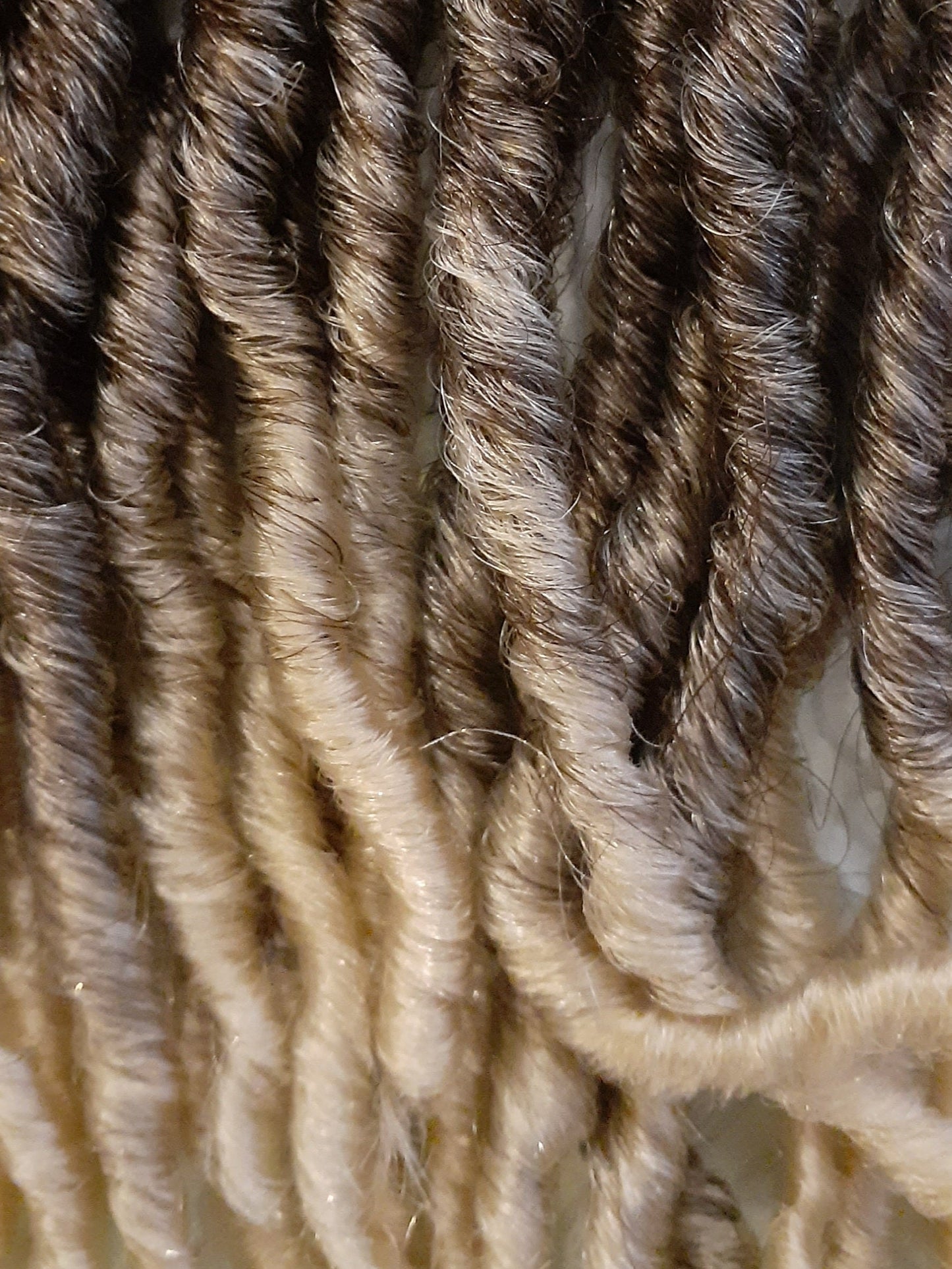 Bobbi Boss NU Locs 24" - 2X (Crochet)