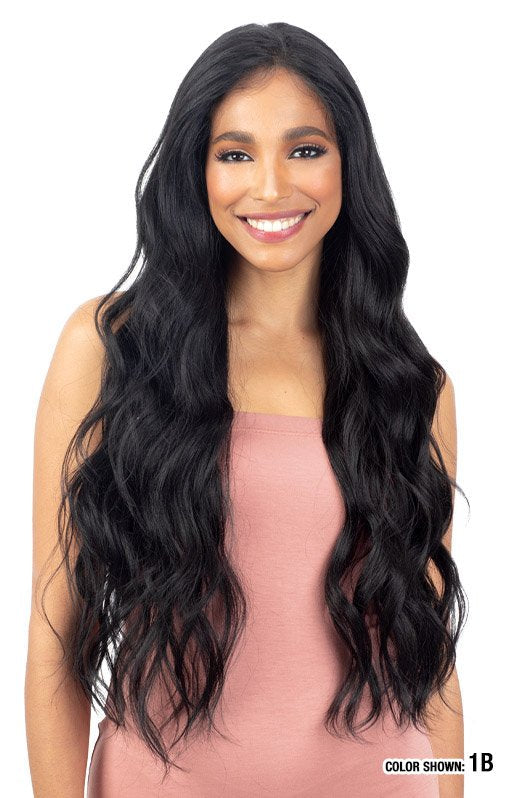 MODEL MODEL SPEARMINT 13X4 MINT HD LACE FRONTAL