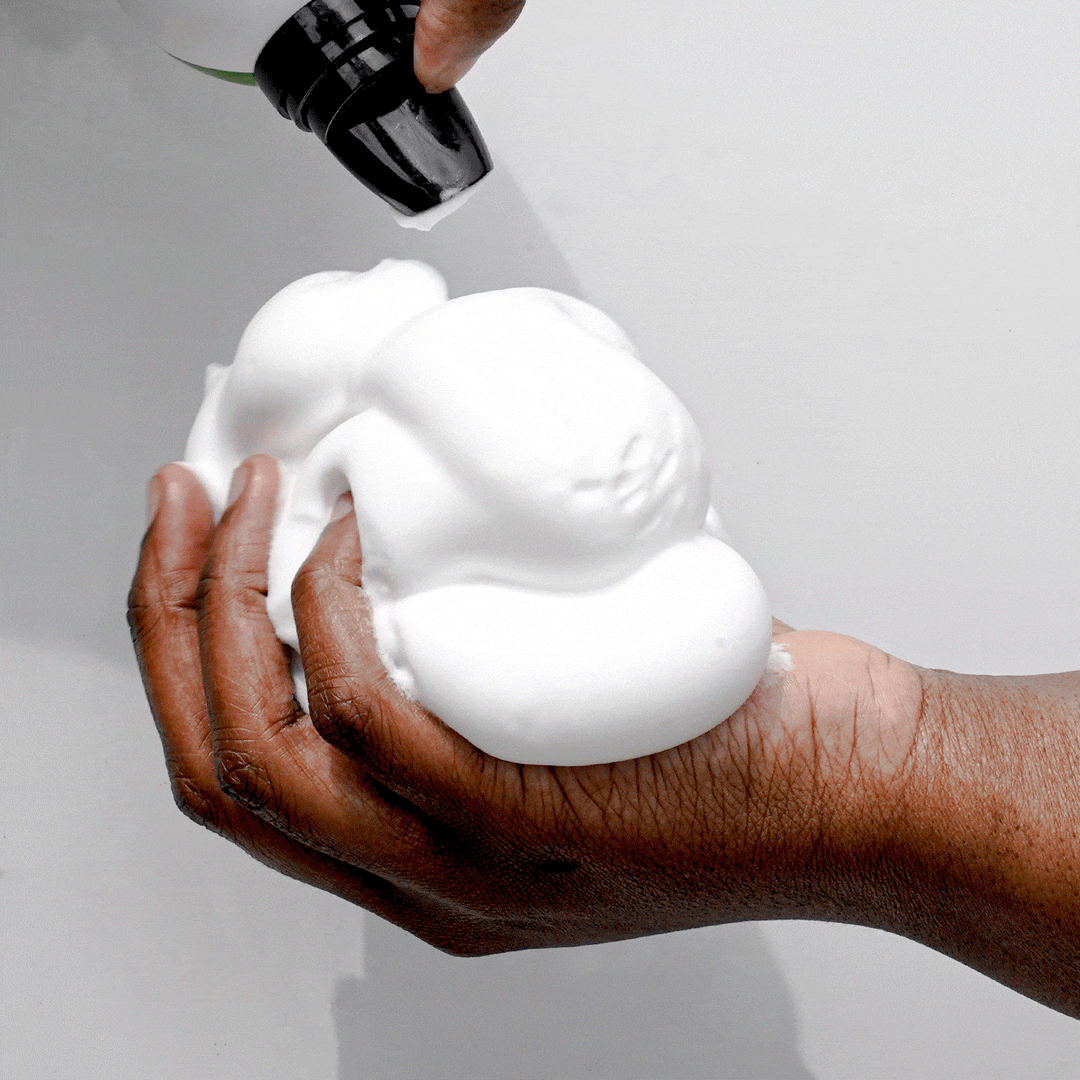 EBIN SETTING MOUSSE SMOOTHING & SHINE - MENTHOL 12.5 OZ.